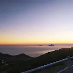 Casa Al Tramonto...sunset Lovers Retreat * Lipari (Isola Lipari)