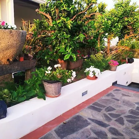 Casa Al Tramonto...sunset Lovers Retreat ליפארי
