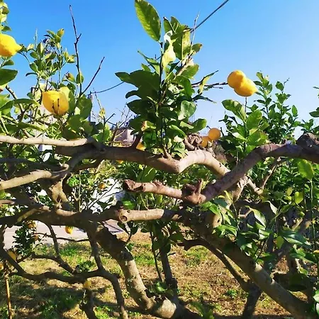 Dom wakacyjny Casa Al Tramonto...sunset Lovers Retreat Lipari (Isola Lipari)